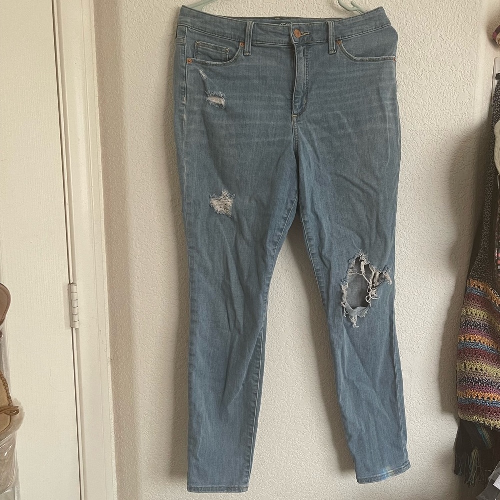 Universal Thread ripped jeans